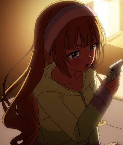 Karuizawa contacts Ayanokoji over the phone